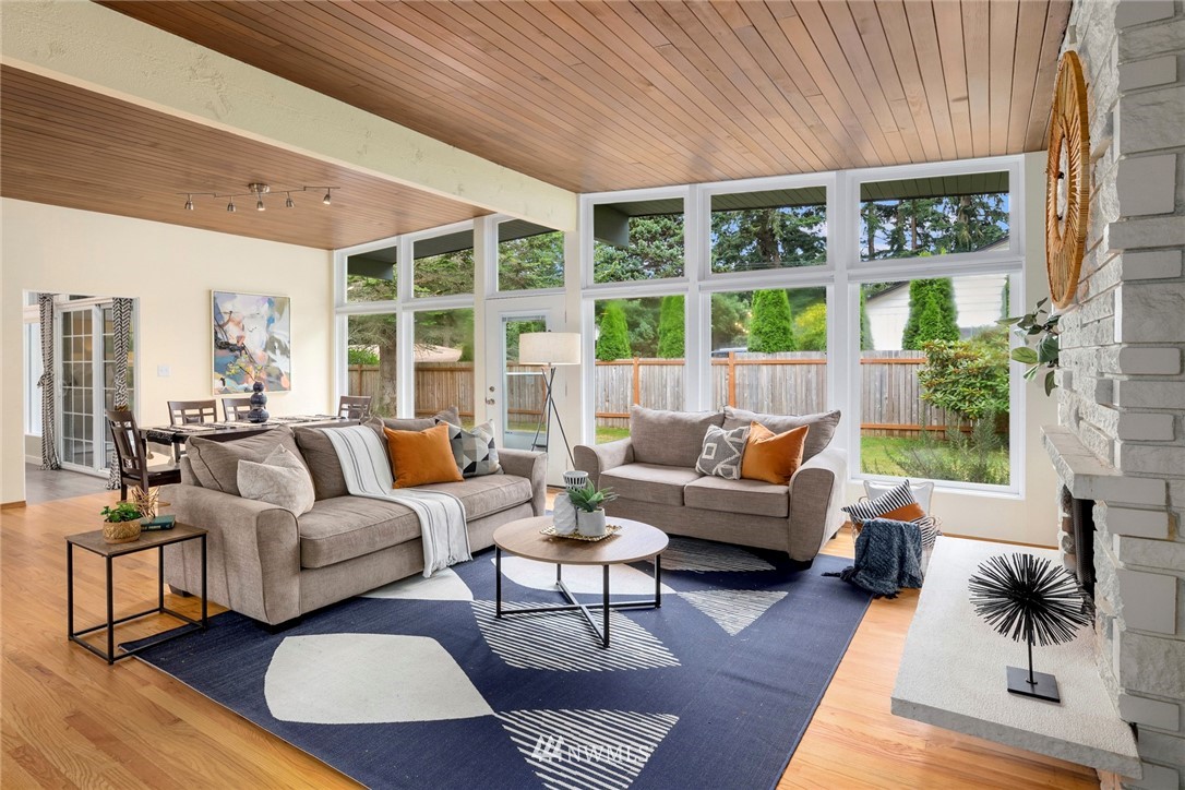 8516 215th Street Southwest Edmonds, WA 98026 - Photo 24 of 29 Gallery Image 24