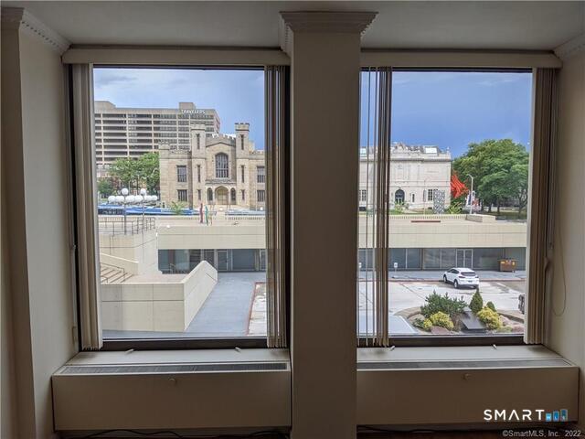 1 Gold Street, Unit 3G Hartford, CT 06103 - Photo 5 of 10 view east