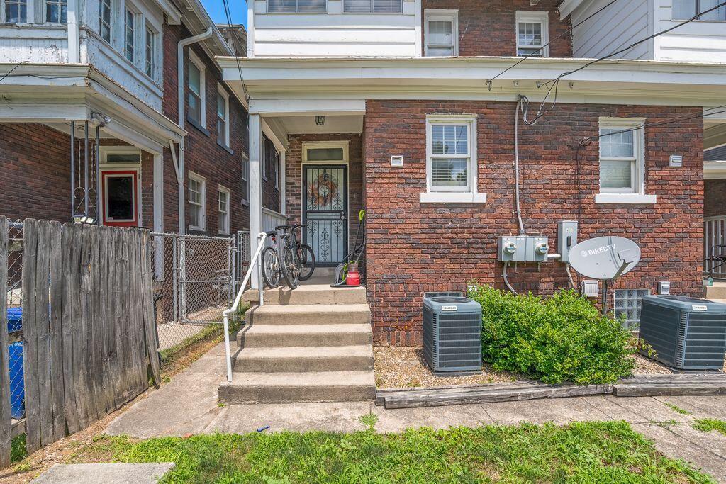 1861 Bryden Road Columbus, OH 43205 - Photo 29 of 50 9_bryden ext-23