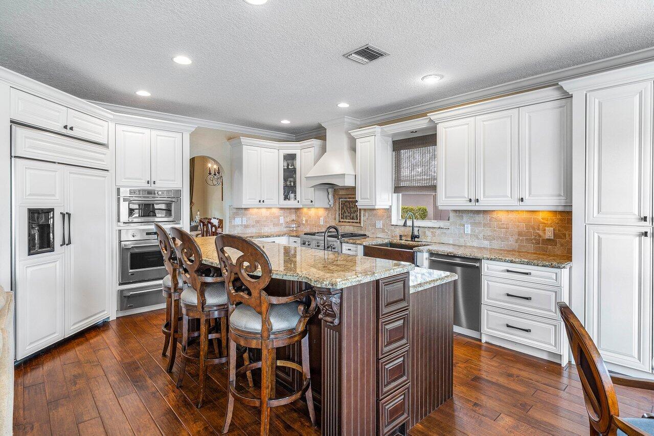 21281 Waycross Drive Boca Raton, FL 33428 - Photo 2 of 69 Chef's Kitchen
