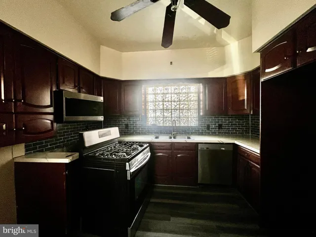 $160,000 | 17 South Pine Street, York, PA 17403