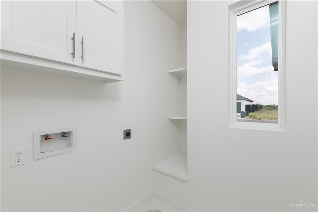 915 Pecan Street Alton, TX 78573 - Photo 17 of 22