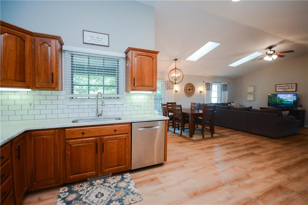 2950 Prairie Stream Way Columbus, IN 47203 - Photo 11 of 33 Gallery Image 11