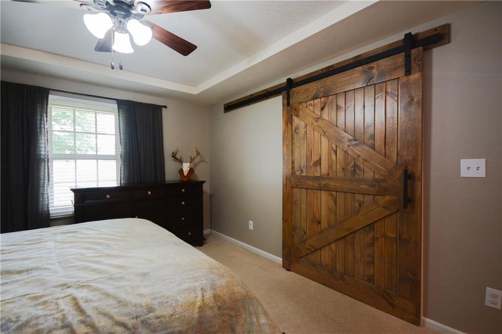 2950 Prairie Stream Way Columbus, IN 47203 - Photo 20 of 33 Gallery Image 20