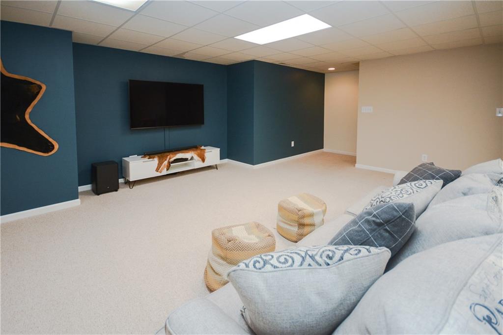 2950 Prairie Stream Way Columbus, IN 47203 - Photo 26 of 33 Gallery Image 26