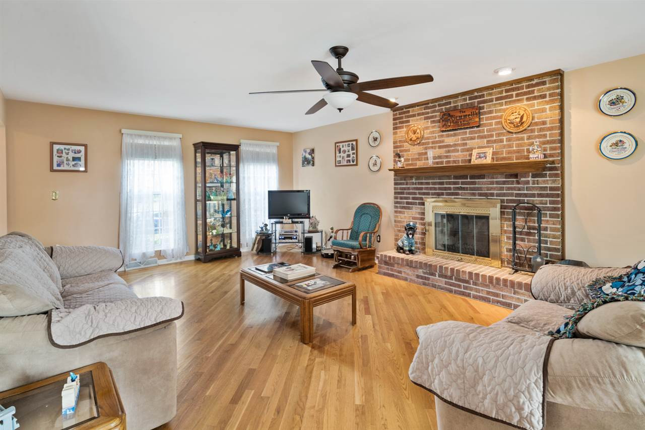1223 Cayton Road Florence, KY 41042 - Photo 6 of 29 Gallery Image 6