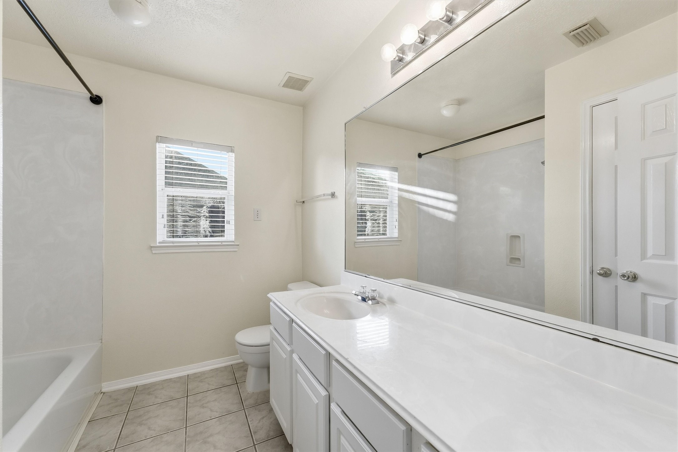 20531 Spring Bluff Lane Spring, TX 77388 - Photo 20 of 22 Second bath