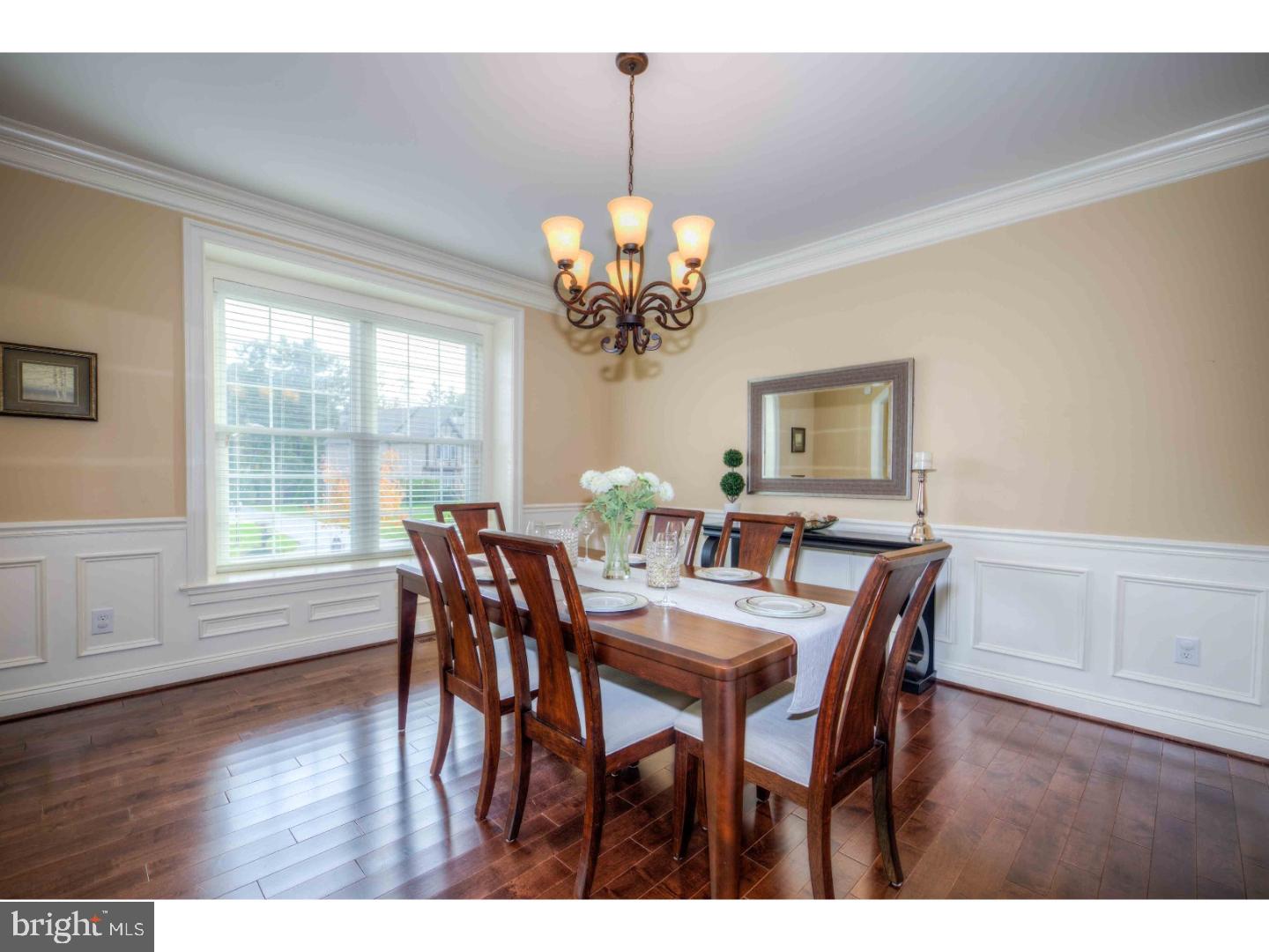 9 Strathmore Court Wallingford, PA 19086 - Photo 3 of 25 Dining Room