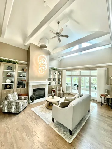 $1,200,000 | 29120 Ketterhagen Road, Burlington, WI 53105