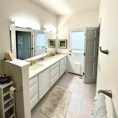 $1,200,000 | 29120 Ketterhagen Road, Burlington, WI 53105