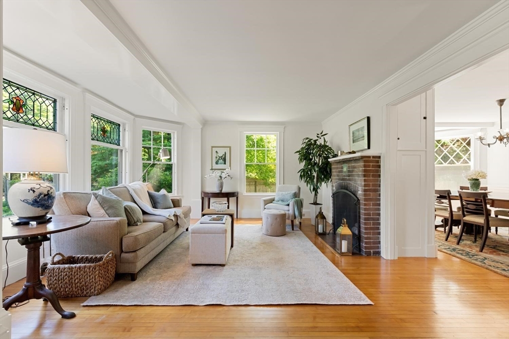 9 Wilson Street Winchester, MA 01890 - Photo 8 of 38