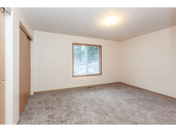 $875,000 | 2431 Southeast 141st Avenue, Portland, OR 97233