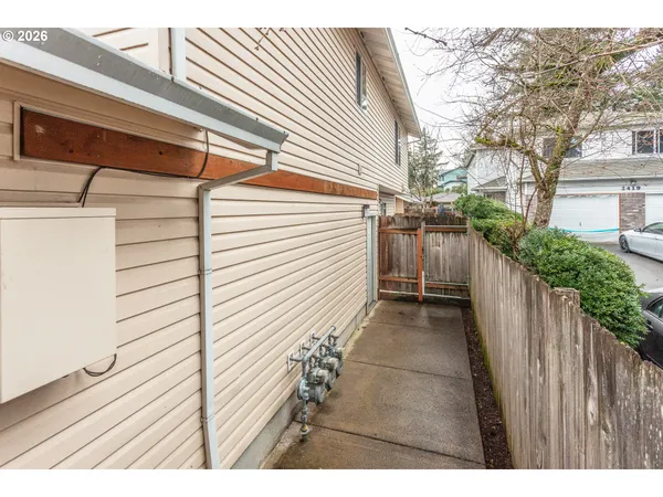 $875,000 | 2431 Southeast 141st Avenue, Portland, OR 97233