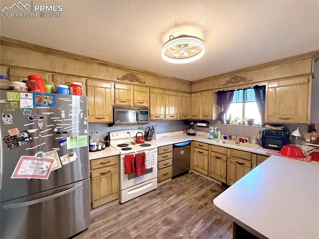 $349,000 | 110 Encino Drive, Pueblo, CO 81005