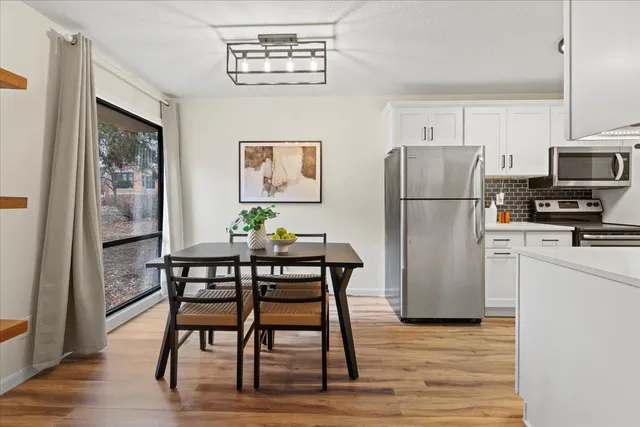 $230,000 | 4530 Park Commons Drive, Unit 123, St. Louis Park, MN 55416