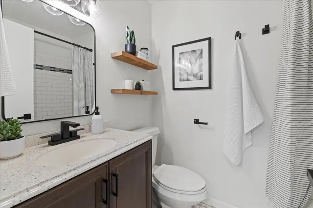 $225,000 | 4530 Park Commons Drive, Unit 123, St. Louis Park, MN 55416