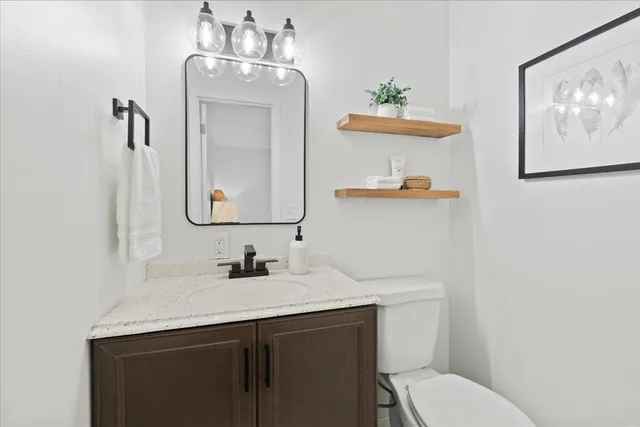 $225,000 | 4530 Park Commons Drive, Unit 123, St. Louis Park, MN 55416