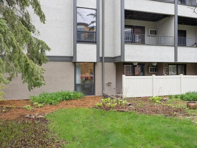 $225,000 | 4530 Park Commons Drive, Unit 123, St. Louis Park, MN 55416