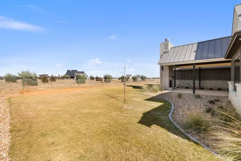 $1,450,000 | 220 Interlaken Street, Fredericksburg, TX 78624