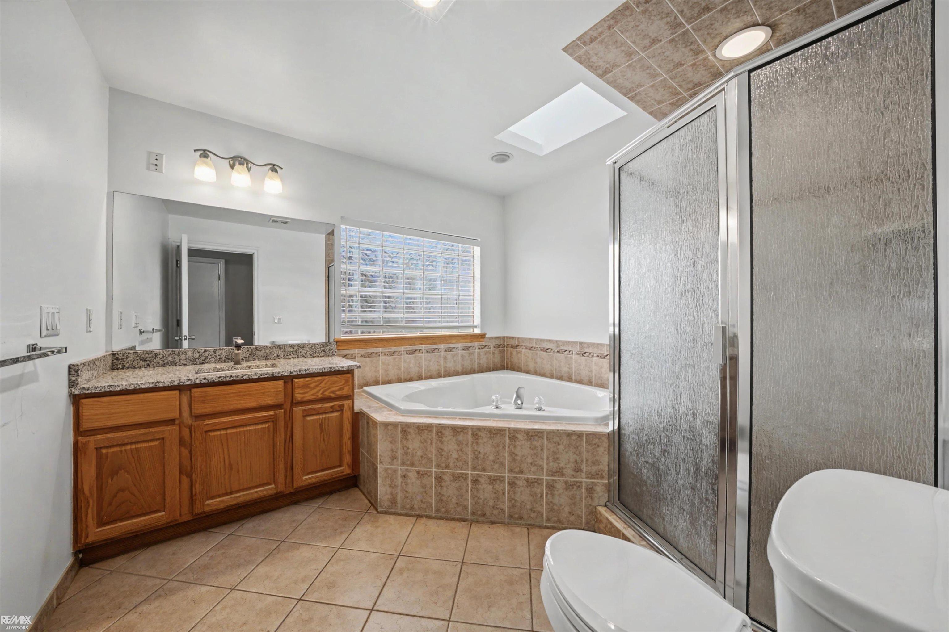 48498 Beacon Square Drive Macomb, MI 48044 - Photo 47 of 68