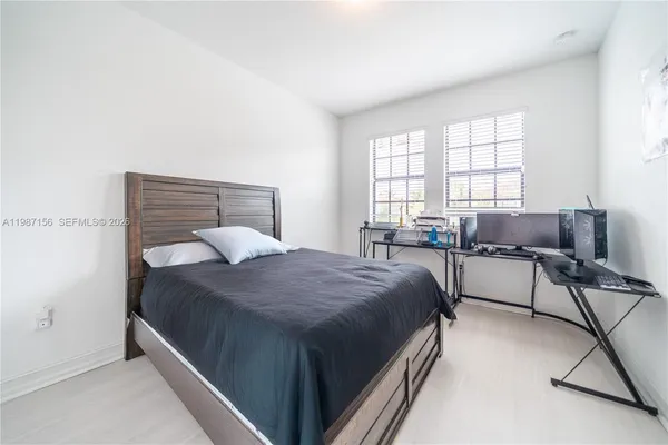 $4,000 | 11674 Southwest 13th Lane, Unit 1674, Pembroke Pines, FL 33025