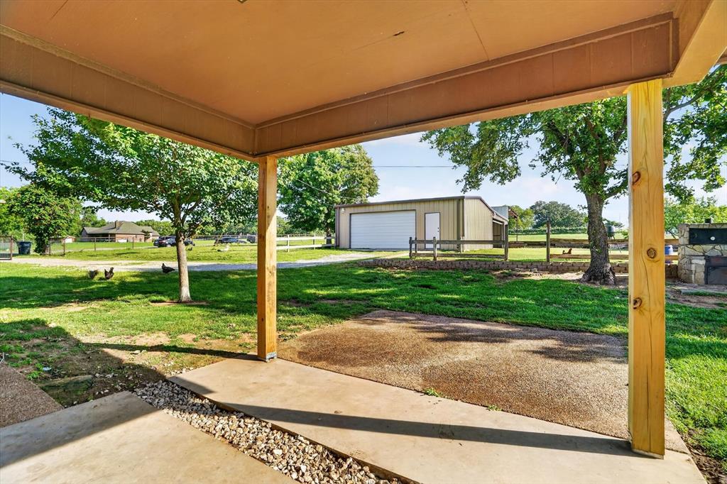100 Green Meadows Circle Springtown, TX 76082 - Photo 29 of 40