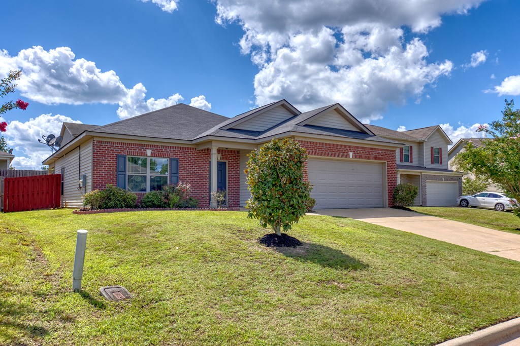 7 Forest Ridge Lane Phenix City, AL 36869 - Photo 4 of 31 Gallery Image 4