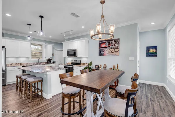 $1,099,000 | 95 Phillip Street, Bay St. Louis, MS 39520