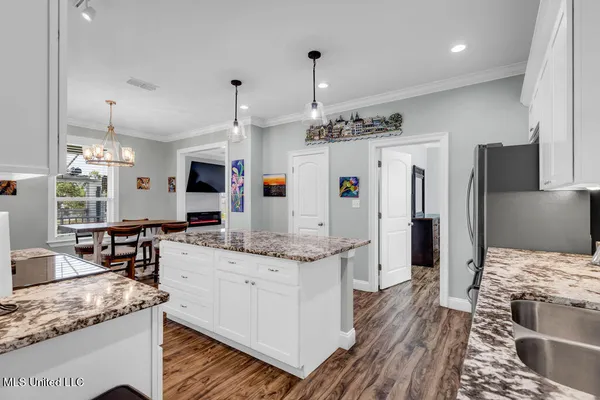 $1,099,000 | 95 Phillip Street, Bay St. Louis, MS 39520