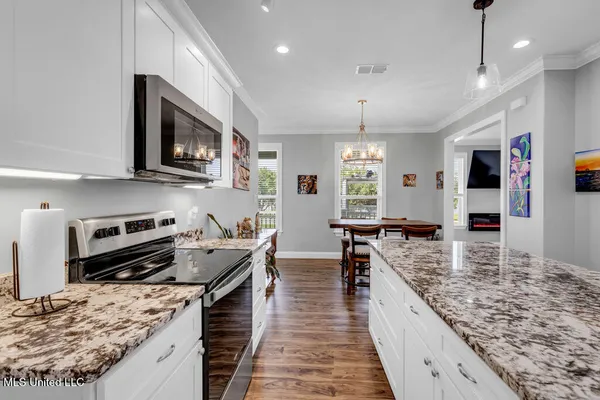 $1,099,000 | 95 Phillip Street, Bay St. Louis, MS 39520