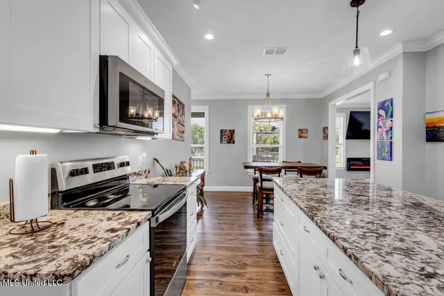 $1,099,000 | 95 Phillip Street, Bay St. Louis, MS 39520