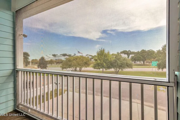 $1,099,000 | 95 Phillip Street, Bay St. Louis, MS 39520