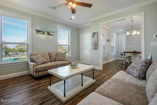 $1,099,000 | 95 Phillip Street, Bay St. Louis, MS 39520