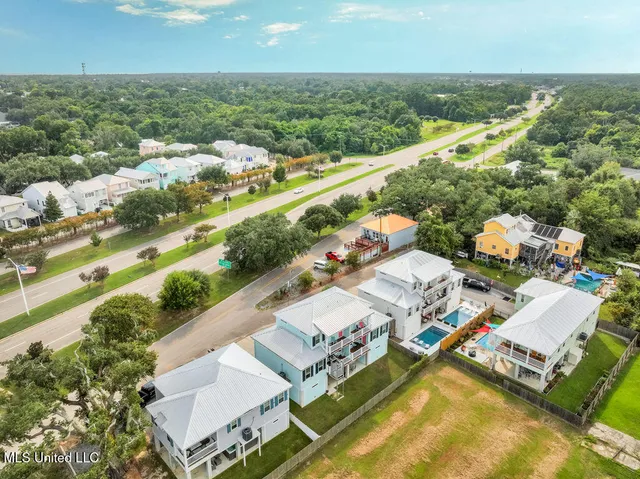 $1,099,000 | 95 Phillip Street, Bay St. Louis, MS 39520