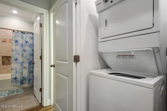 $1,099,000 | 95 Phillip Street, Bay St. Louis, MS 39520