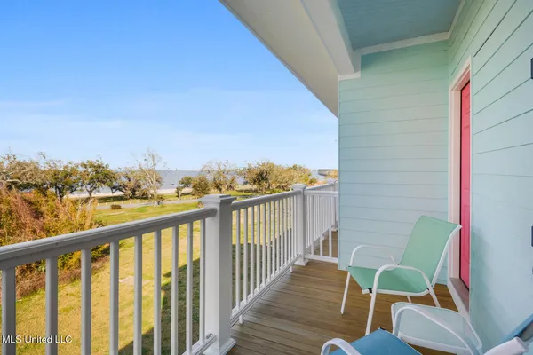 $1,099,000 | 95 Phillip Street, Bay St. Louis, MS 39520