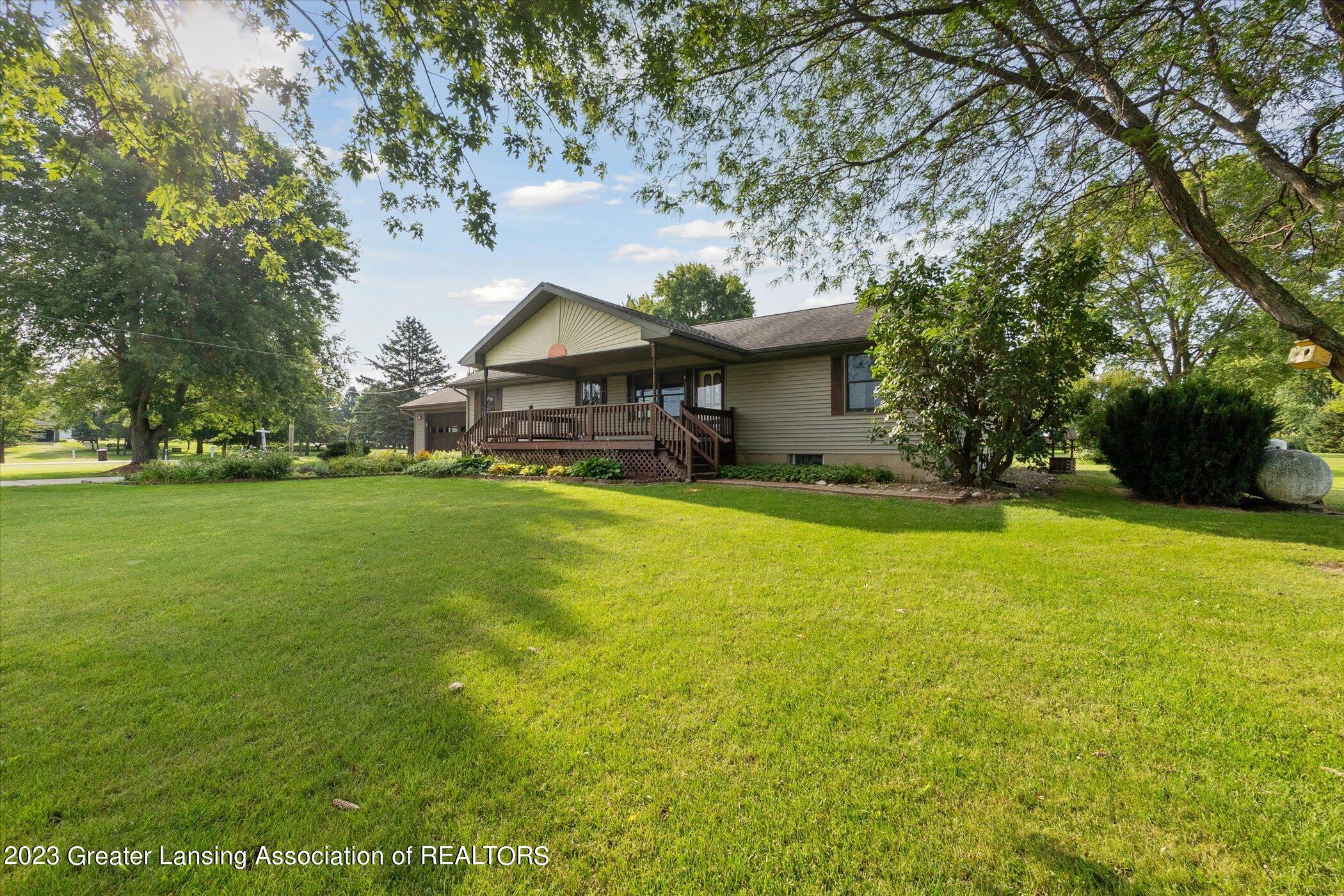 201 North Chester Road Charlotte, MI 48813 - Photo 4 of 49 04-201-N-Chester-Rd-Charlotte-MI-48813-W