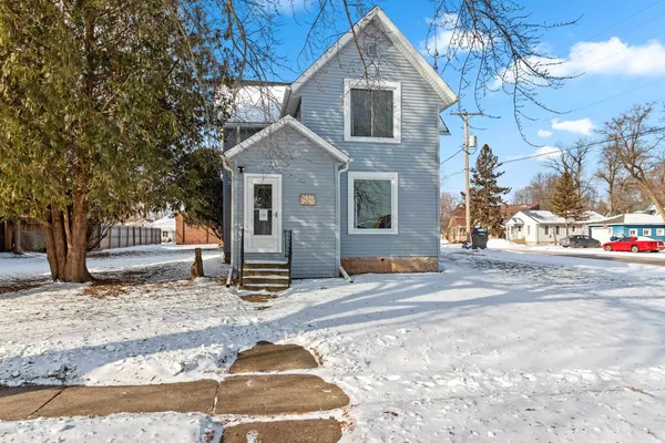 $274,900 | 34 North 3rd Street, Winneconne, WI 54986