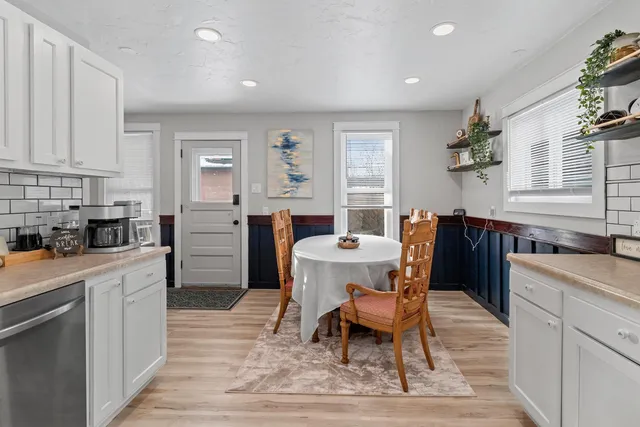 $284,900 | 34 North 3rd Street, Winneconne, WI 54986