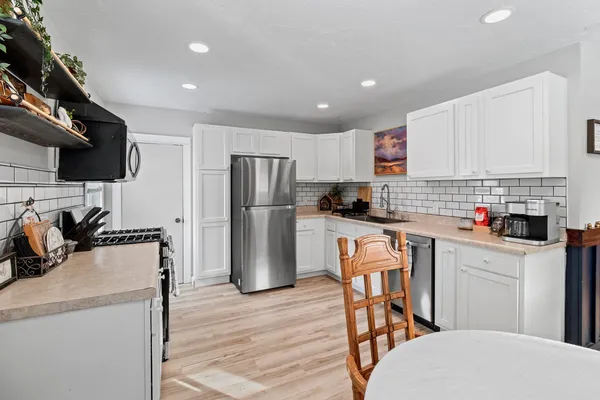 $269,900 | 34 North 3rd Street, Winneconne, WI 54986