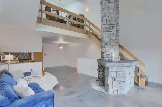 $225,000 | 2814 Leona Lane, Coraopolis, PA 15108