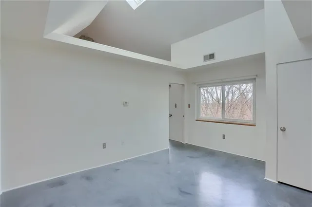 $225,000 | 2814 Leona Lane, Coraopolis, PA 15108