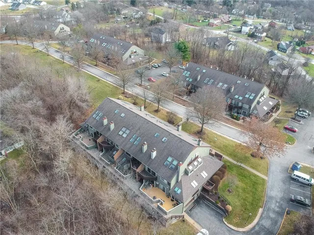 $225,000 | 2814 Leona Lane, Coraopolis, PA 15108