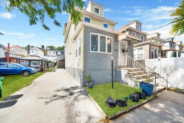 $825,000 | 4153 Gunther Avenue | Wakefield