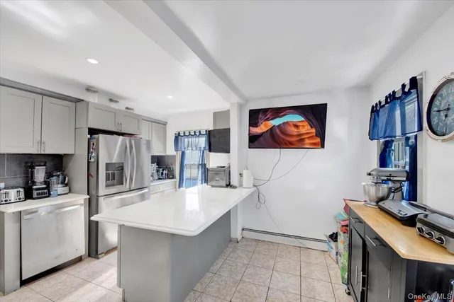 $825,000 | 4153 Gunther Avenue | Wakefield