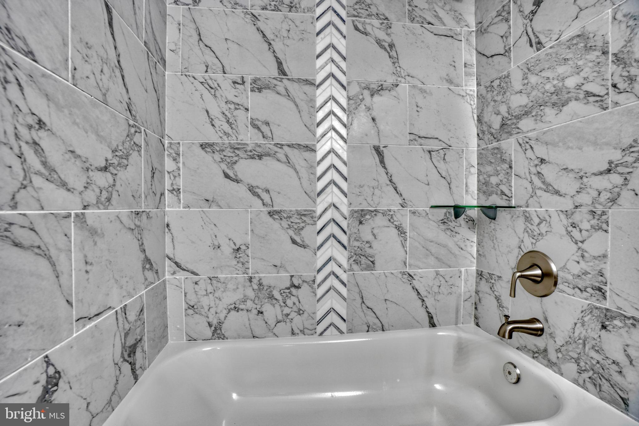 7347 Tred Avon Road Baltimore, MD 21220 - Photo 19 of 41 Hall Bathroom