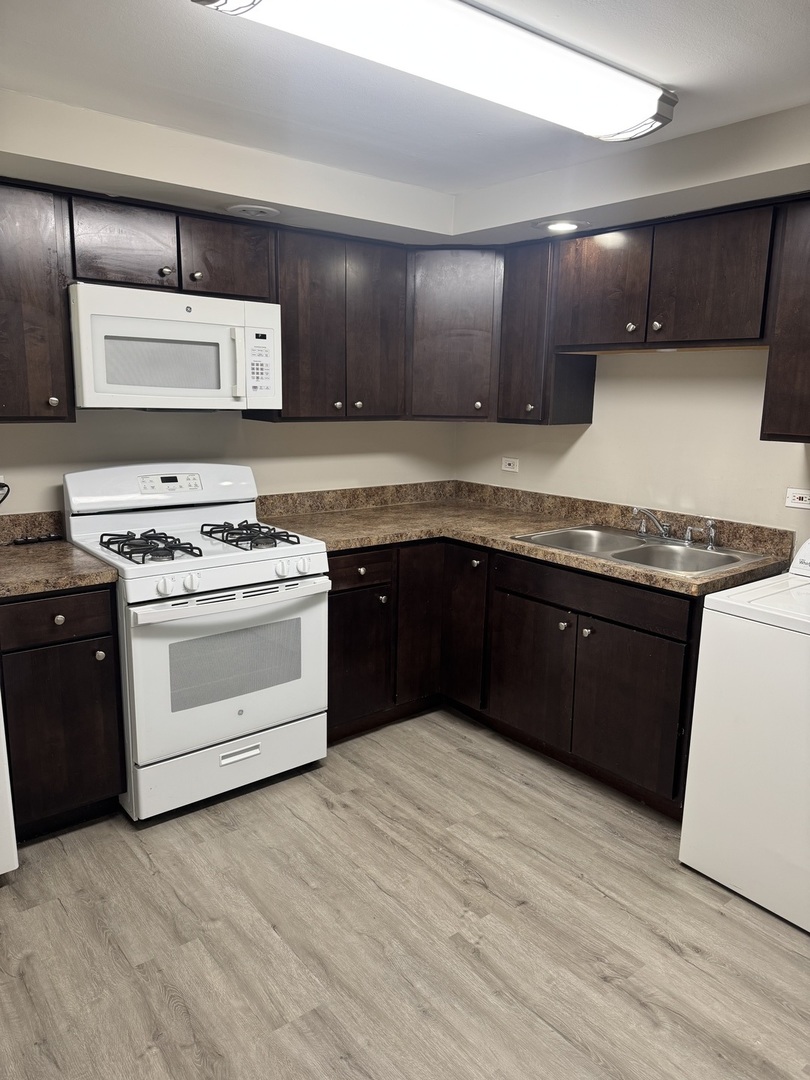 3936 169th Street Country Club Hills, IL 60478 - Photo 2 of 8