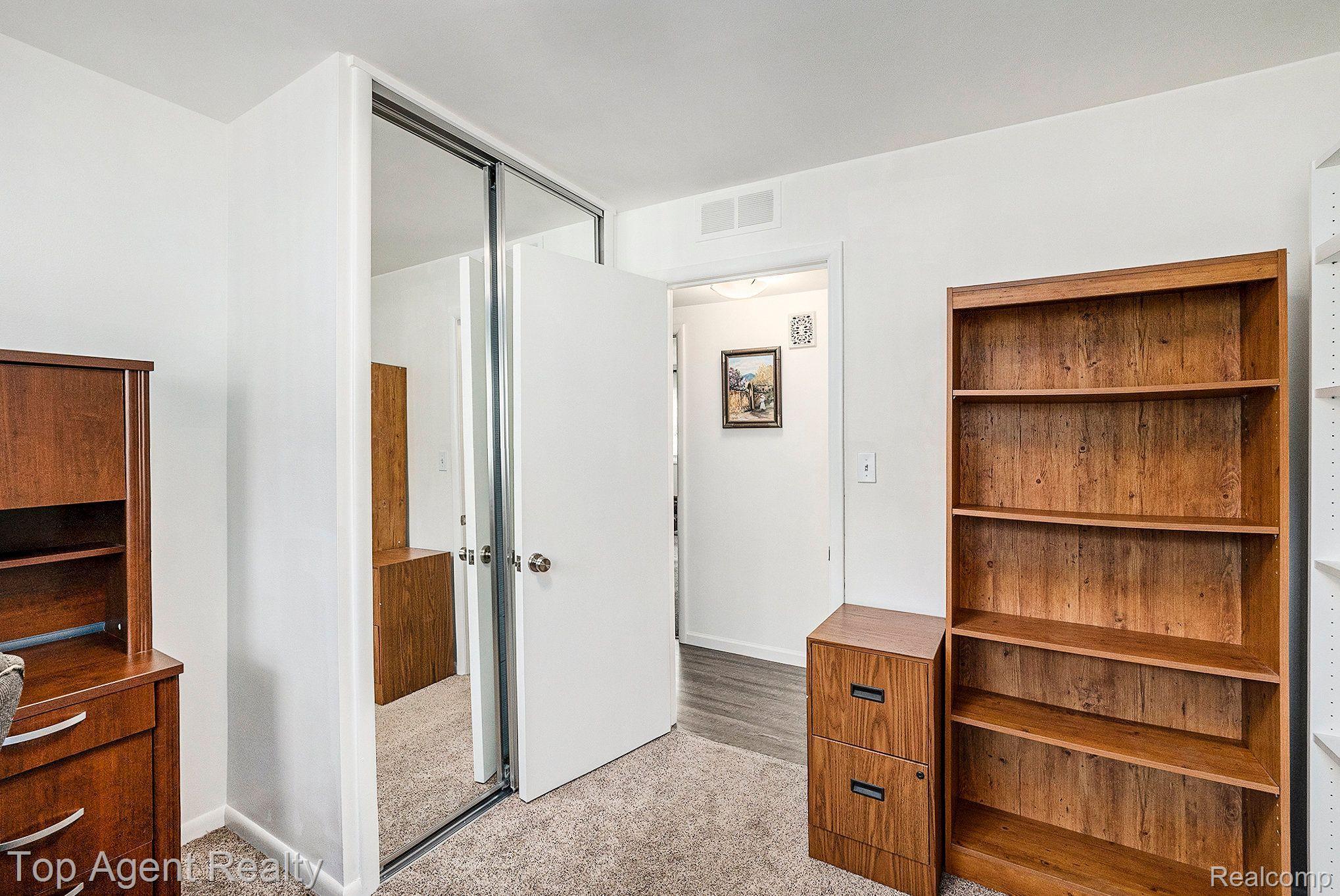 3441 Wendover Road Troy, MI 48084 - Photo 28 of 40 Gallery Image 28