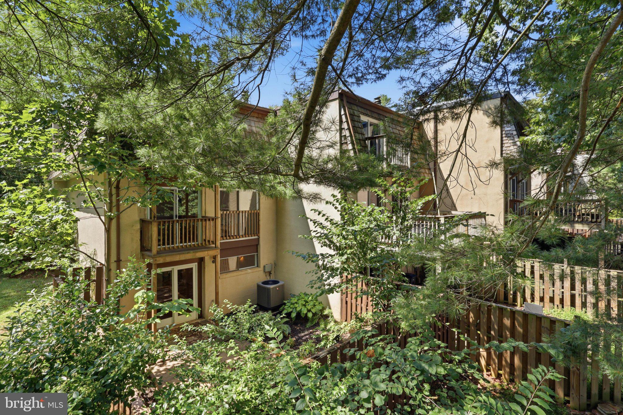 1651 Valencia Way Reston, VA 20190 - Photo 38 of 66 The back of the house - what privacy!