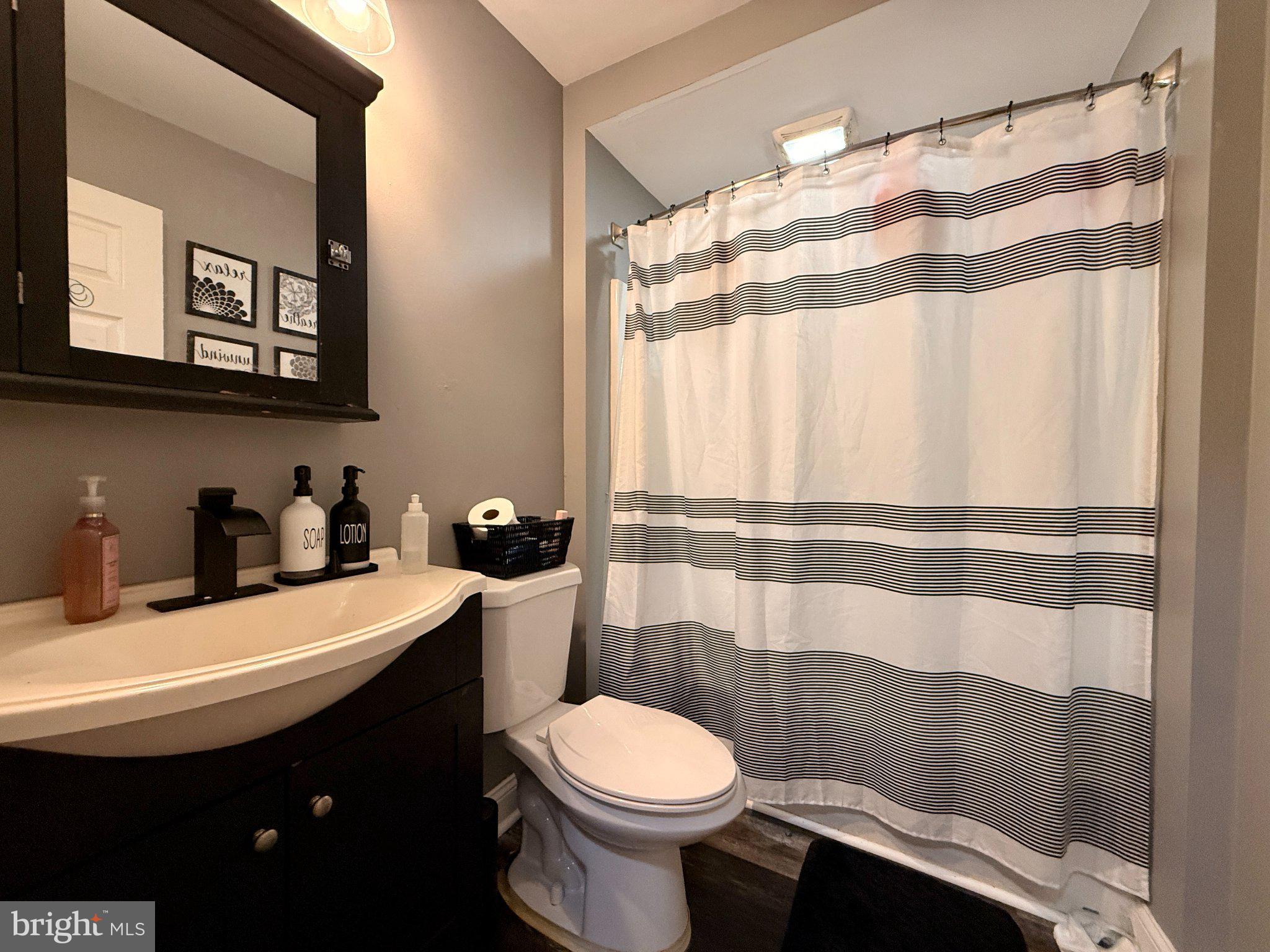 1019 Butler Street Chester, PA 19013 - Photo 15 of 24